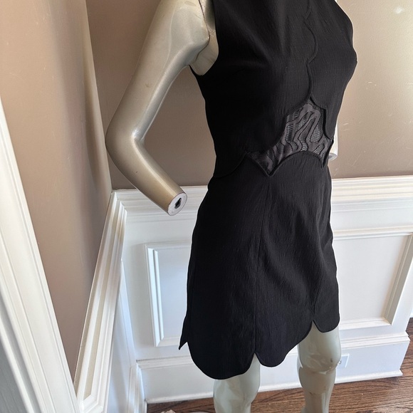 NWT Zac Zac Posen Embordered Scallion Insert Little Black Dress Sz 6 Sleeveless - Picture 3 of 6